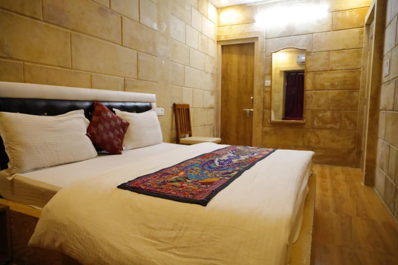 Hotel Jaswant Palace Джайсалмер Номер фото